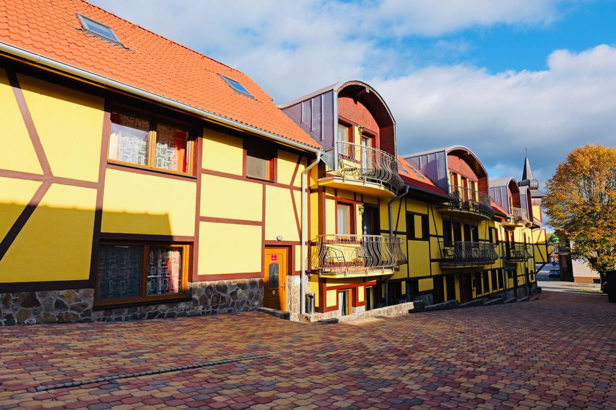 Jurika Liptov Aparthotel Liptovsky Mikulas Luaran gambar